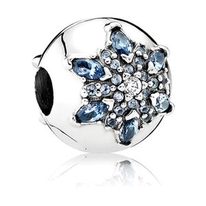 Pandora Crystalized Snowflake Clip Charm Retired